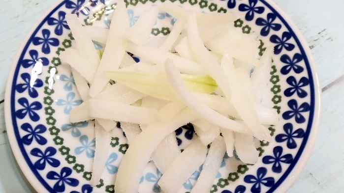 レビュー 冷凍 スライスたまねぎ の使い道とコスパ 業務スーパー レビュー 冷凍 スライスたまねぎ の使い道とコスパ 業務スーパー